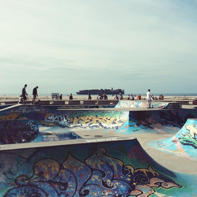 Skatepark beach, © Mathieu Besson